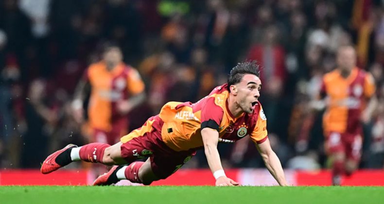 Galatasaray'da Yunus Akg&uuml;n'den 8. gol sevinci!