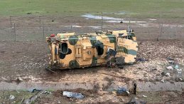 Gaziantep&rsquo;te Askeri Ara&ccedil; Şarampole Devrildi: 10 Asker Yaralandı