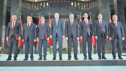 Gazze&rsquo;de G&uuml;zel G&uuml;nlerin Eşiğindeyiz