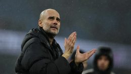 Guardiola, Gazze'deki Ampute Futbol Takımına Destek İ&ccedil;in Forma İmzaladı!