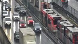 G&Uuml;NDEM | Avcılar'da İki Metrob&uuml;s &Ccedil;arpıştı: 4 Yaralı!