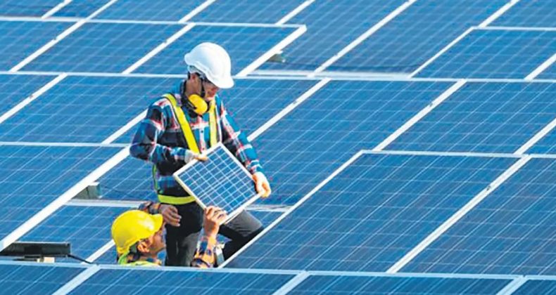 G&uuml;neş ve R&uuml;zg&acirc;rda Kurulu G&uuml;&ccedil; 40 Bin Megavatı Ge&ccedil;ti