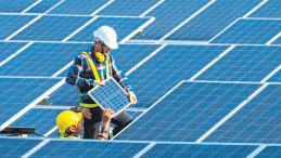 G&uuml;neş ve R&uuml;zg&acirc;rda Kurulu G&uuml;&ccedil; 40 Bin Megavatı Ge&ccedil;ti