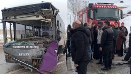 Hakkari'de Feci Kaza: Halk Otob&uuml;s&uuml; ile Minib&uuml;s &Ccedil;arpıştı, 18 Yaralı