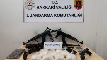 Hakkari'de Uyuşturucu ve Silah Operasyonu: 5 Kilo Metamfetamin Ele Ge&ccedil;irildi