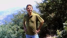 Halı Sahada Kalp Krizi Ge&ccedil;iren &Ouml;ğretmen Hayatını Kaybetti