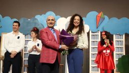 Halkbank &Ccedil;ocuk Tiyatrosu "S&uuml;per Kahramanlar: D&uuml;nyamızı Koruyoruz!" Oyunu Seyircisiyle Buluştu