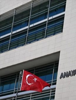 Hapiste Nişanlısıyla Telefon G&ouml;r&uuml;şmesi Yapamayan Mahkum İ&ccedil;in AYM'den "Hak İhlali" Kararı