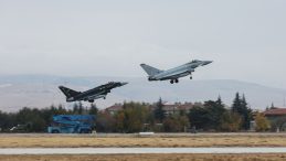Hava Kuvvetleri Komutanlığı'na Bağlı U&ccedil;aklar Karadeniz &Uuml;zerinde Eğitim U&ccedil;uşu Ger&ccedil;ekleştirdi