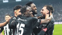Hem sahada hem kasada zafer