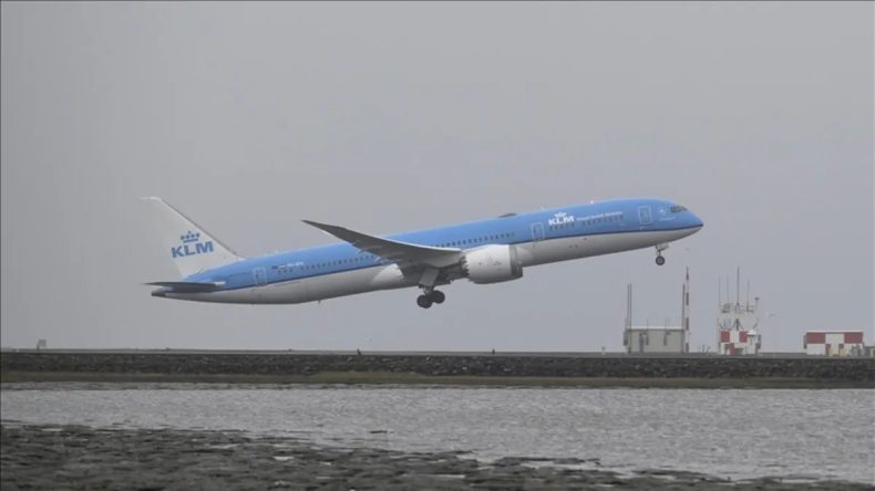 Hollanda'nın KLM Hava Yolları, İsrail Uçuşlarını Durduruyor