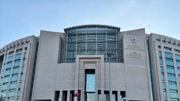 İBB davasında 3 gazetecinin adli kontrol&uuml; kaldırıldı