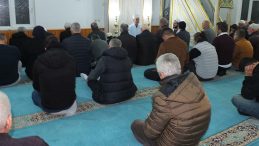 İl&ccedil;ede Ezan Erken Okundu, Vatandaşlar Orucunu A&ccedil;tı | M&uuml;ft&uuml;den A&ccedil;ıklama: Kaza Gerekmiyor