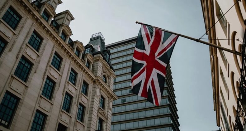 İngiliz Şirket Bin Çalışanını İşten Çıkarıyor