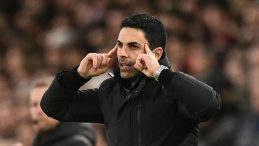 İngiltere Premier Lig'de Arsenal, Liderliğini Korudu!