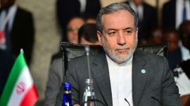 İran Dışişleri Bakanı Erak&ccedil;i: ABD ve Bazı Avrupa &Uuml;lkeleri İsrail Tehditlerine G&ouml;zyummakta