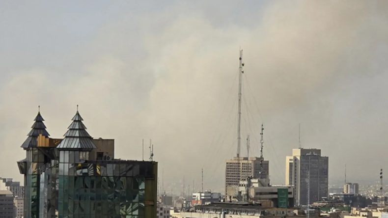 İran Kızılayı: 20'den Fazla Kent Hedef Alındı