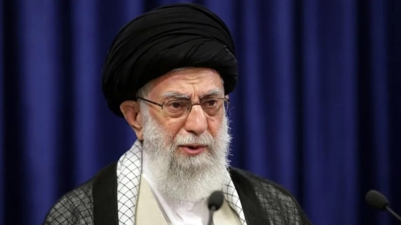 İran&rsquo;da Devrim Yıld&ouml;n&uuml;m&uuml;nde Af Kararı: Hamaney&rsquo;den 2 Bin 108 Mahkuma Ceza İndirimi ve Tahliye