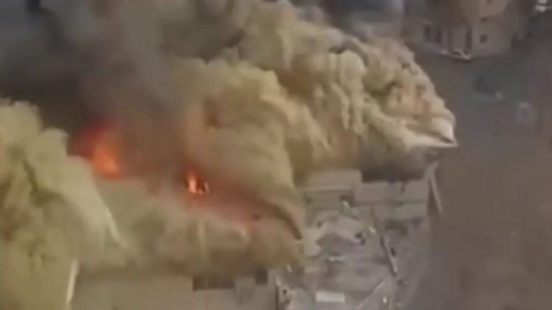 İran&rsquo;da Yangın Alarmı: Cennet &Ccedil;arşısı Alev Alev Yandı