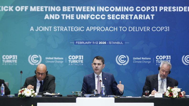 İstanbul'da, Bakan Kurum'un Başkanlığında COP31 Başlangı&ccedil; Toplantısı D&uuml;zenlendi