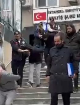 İstanbul'da Erden Timur'un M&uuml;lk&uuml;ne Yapılan Saldırıda 5 Kişi Tutuklandı