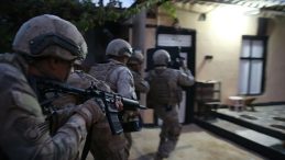 İstanbul'da Uyuşturucu Tacirleri Jandarmaya Saldırdı