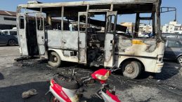 İzmir'de Y&uuml;rekleri Dağlayan Facia! Hurda Otob&uuml;ste Geceleyen Gen&ccedil; Alevlerin İ&ccedil;inde Kaldı