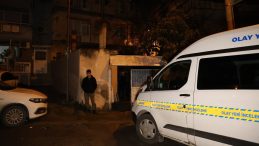 İzmir'deki Erdin&ccedil; Kavurt cinayetinde yeni detaylar! Hırsızlar &ccedil;aldıkları etleri pişirip&hellip;