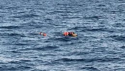 İzmir'den &uuml;z&uuml;c&uuml; bir haber! G&ouml;&ccedil;men botu battı: 3 kişi hayatını kaybetti