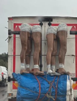 İzmir&ndash;Torbalı Yolunda Şaşırtan G&ouml;r&uuml;nt&uuml;!