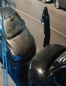 Kağıthane&rsquo;de Boşanma Aşamasındaki Eşinin 6 Kez Kurşunlattığı Kuyumcuya 2 Silahlı Saldırı Daha; O Anlar Kamerada