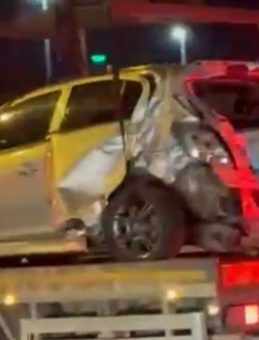 Kartal'da Hızlı Ara&ccedil; Kazası: 2 Yaralı