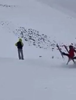 Kayak Merkezi Kazasında 6 Kişi Yaralandı