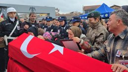 Kazara kendini vuran polis memuru i&ccedil;in t&ouml;ren d&uuml;zenlendi