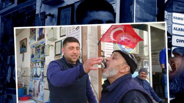 Kilis'te Hamsi Satışa &Ccedil;ıktı, Vatandaş Sevin&ccedil; İ&ccedil;inde Hamsiyi &Ccedil;iğ Yedi