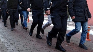 Kırıkkale'de İ&ccedil; &Ccedil;amaşırına Emdirilmiş Uyuşturucuyu Cezaevine Soktular! 19 Ş&uuml;pheli Tutuklandı