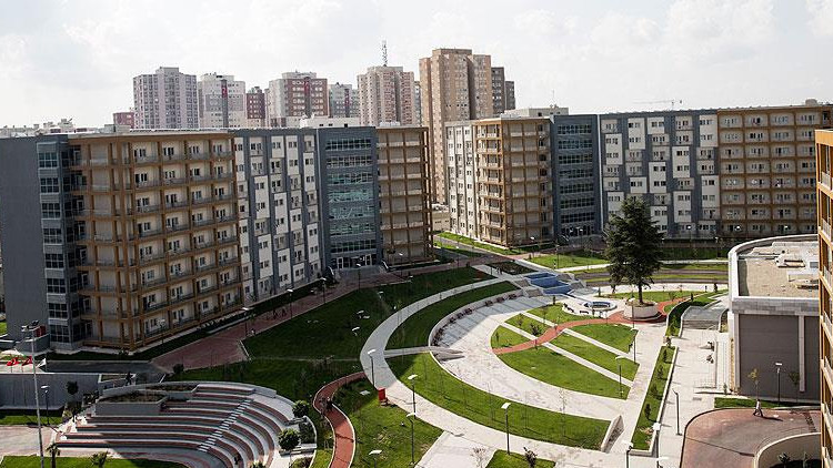 Kız Yurdundaki &Ouml;ğrenci Eşyalarına Zarar Veren İş&ccedil;ilere Dava A&ccedil;ıldı