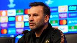 Kollarımızı A&ccedil;tık Hakan'ı Bekliyoruz