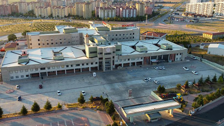 Konya'da İlaç Firmalarına Yönelik Çıkar Sağlama İddiası: 10 Gözaltı!