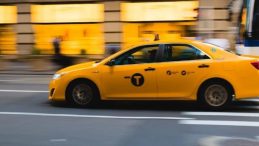 Korsan Taksiye En Ciddi Yaptırım! Ehliyete El Konulacak ve 100 Bin TL Ceza Kesilecek