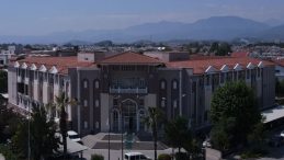 K&ouml;peğe Bı&ccedil;akla Saldırdığı Belirlenen Şahıs, Ruh Sağlığı Hastanesine Sevk Edildi