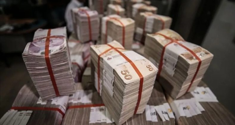 Kur Korumalı Hesaplarda D&uuml;ş&uuml;ş Devam Ediyor! Toplam 2.2 Milyar TL'ye İndi