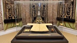 Kutsal Emanetler &Uuml;&ccedil; Şehirde Sergilenecek