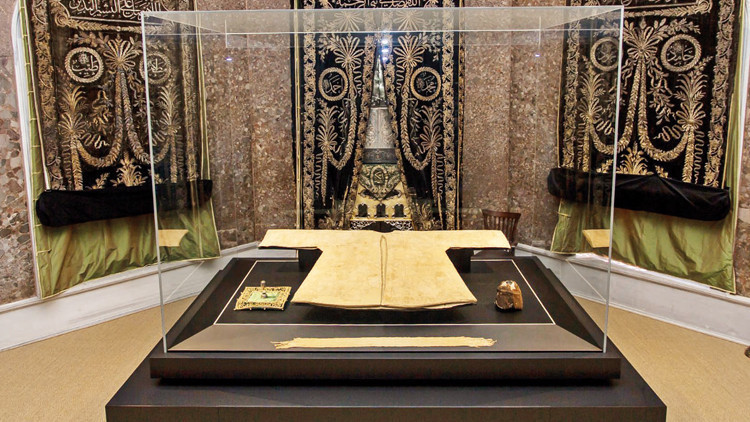 Kutsal Emanetler Üç Şehirde Sergilenecek