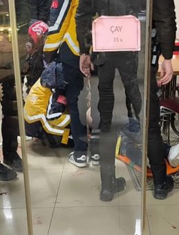 K&uuml;tahya'da Bı&ccedil;aklı Saldırı: Bir Kişi Ağır Yaralandı