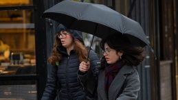 Kuvvetli Yağış ve Fırtına Uyarısı: Yarına Dikkat! Meteoroloji B&ouml;lge B&ouml;lge A&ccedil;ıkladı | İstanbul'a Yeniden Kar Geliyor Mu?