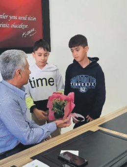 &lsquo;Devletim ve &ouml;ğrencilerim beni hayatta tuttu&rsquo;