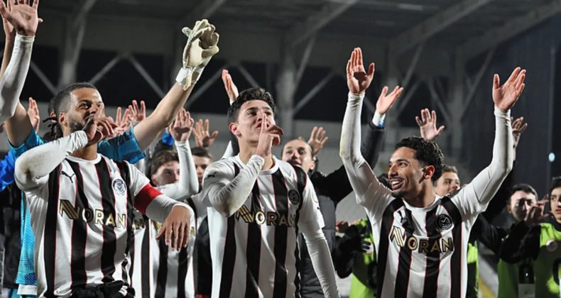 Manisa FK, 5 Goll&uuml; M&uuml;cadelede Bandırmaspor'u Yendi