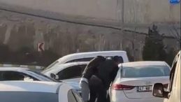 Mardin'de Trafikte Tekmeli Yumruklu Yol Verme Tartışması!