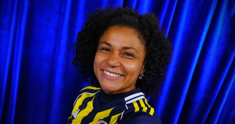 Maria Aparecida Souza Alves, Fenerbah&ccedil;e'ye Katıldı!
